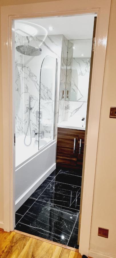 Double King Suite, Canary Wharf Waterfront Londra Esterno foto