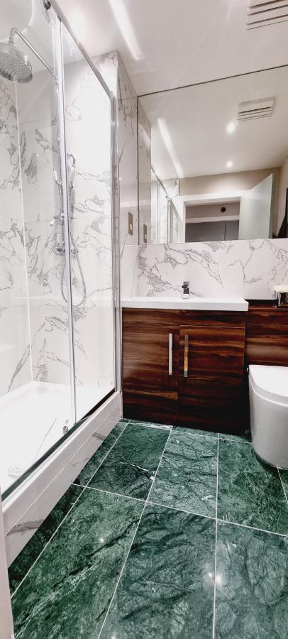 Double King Suite, Canary Wharf Waterfront Londra Esterno foto
