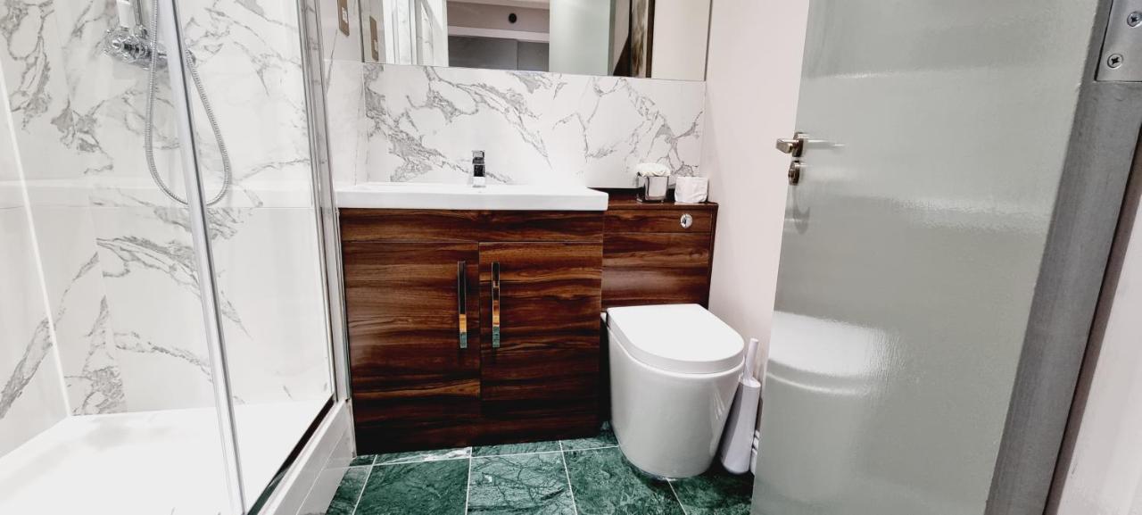 Double King Suite, Canary Wharf Waterfront Londra Esterno foto